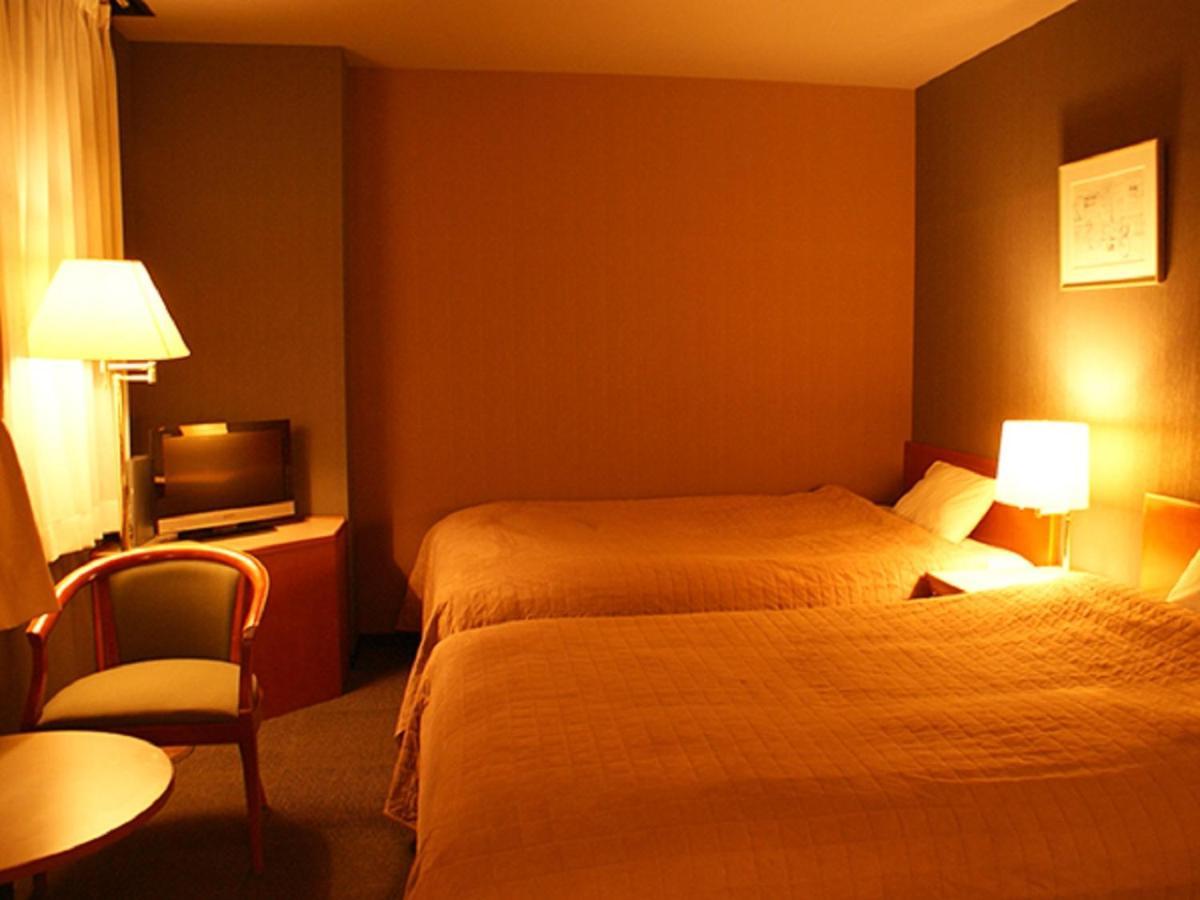 Hotel Livemax Budget Hiratsuka Ekimae Kültér fotó